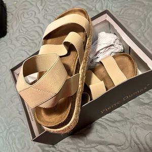 Pierre Dumas Wedges